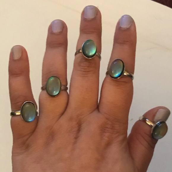 In the Mood Rings - Picture 2 of 3
